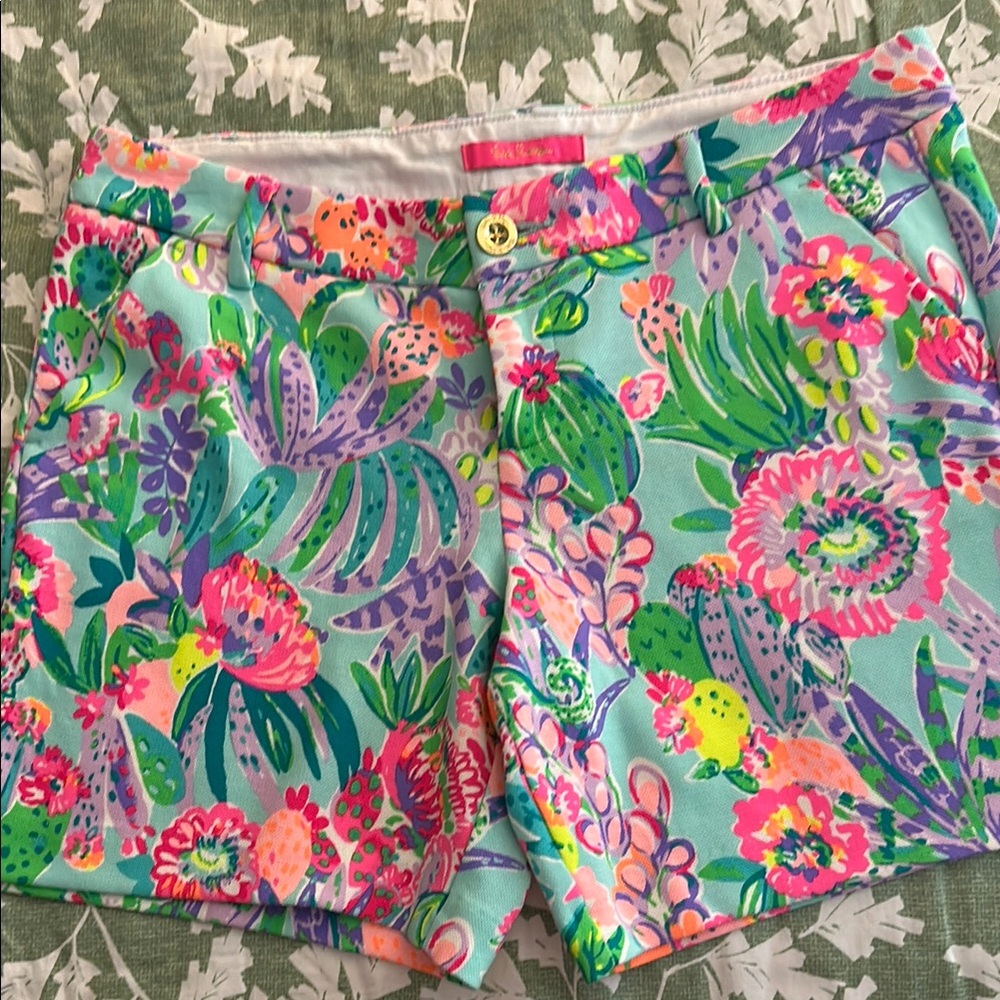 Lilly Pulitzer Colorful Floral Women's Shorts